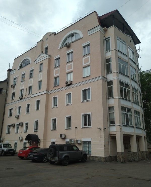 фасад дома, здание по адресу г Москва, ул Большая Бронная, д 23 стр 2